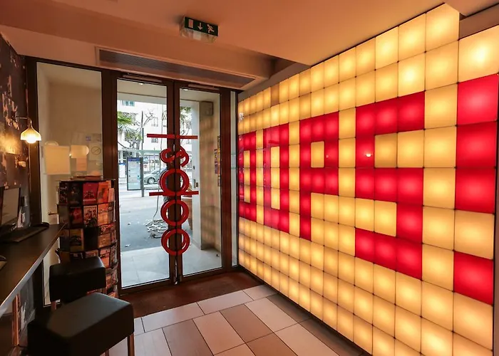 Oops! Latin Quarter By HiphophostelsAuberge de Jeunesse Paris